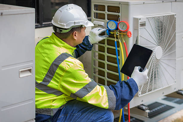 Professional Hvac Installation technician working in Sparrows Point, MD